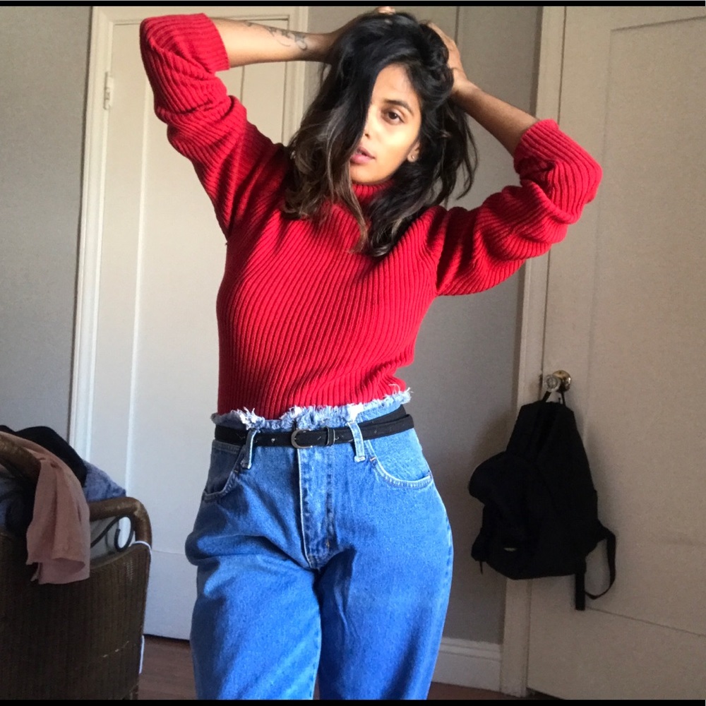 Red turtle neck sweater/top
